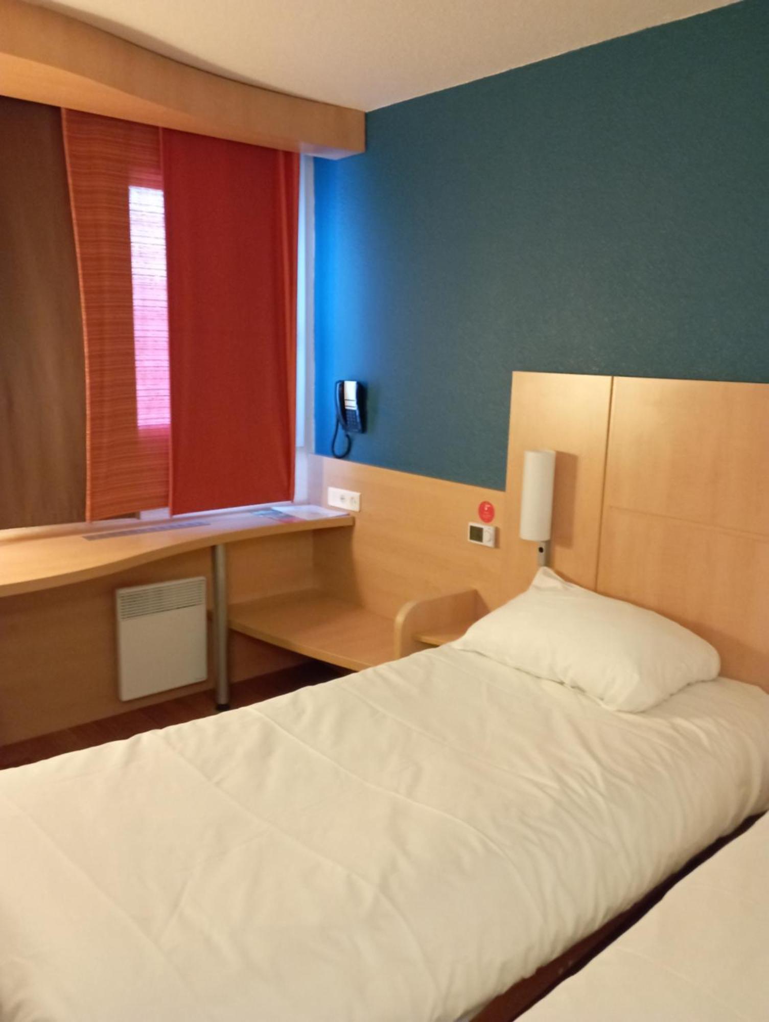 Ibis Les Etangs Des Moines Hotel Fourmies