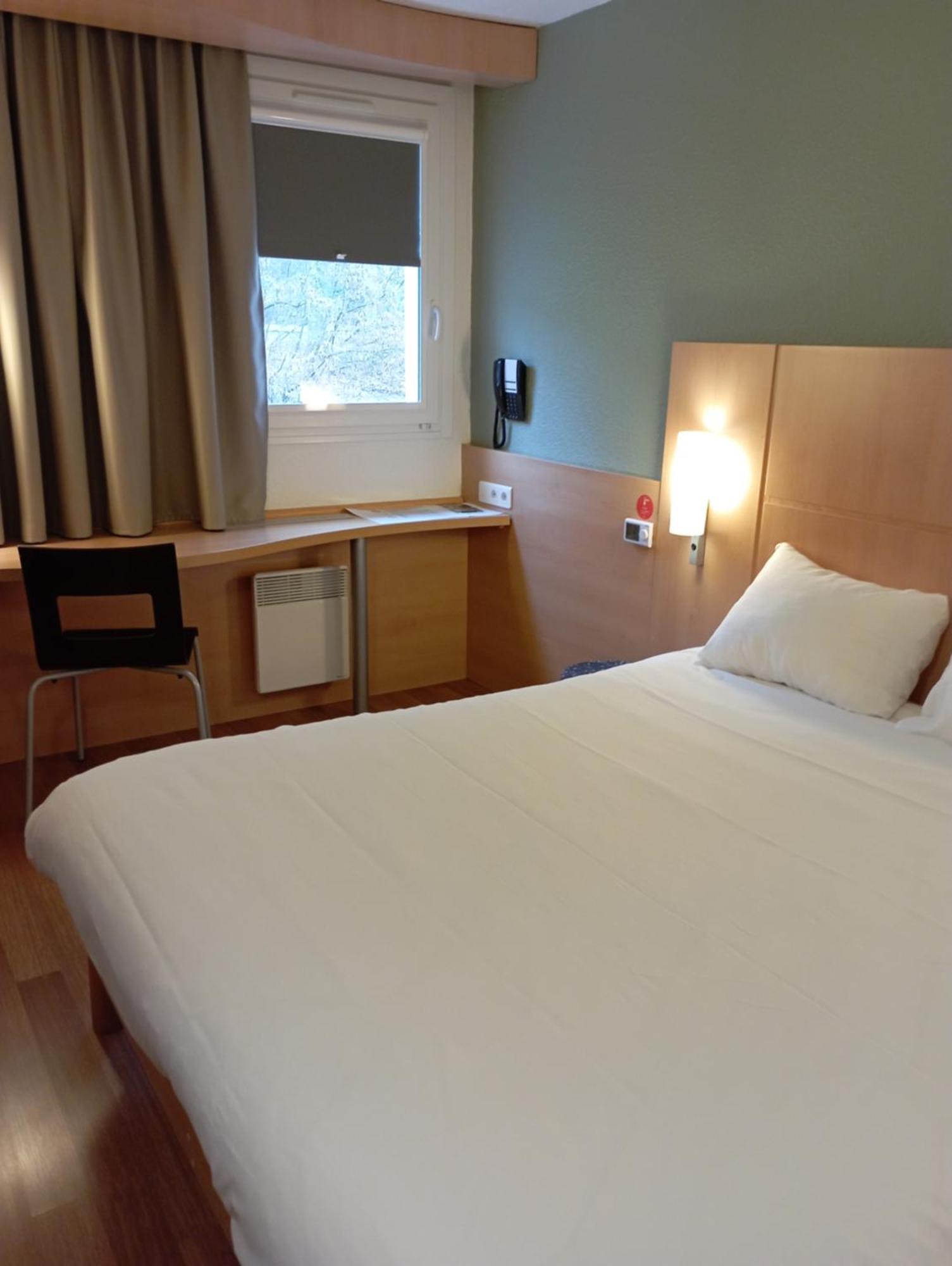 Ibis Les Etangs Des Moines Hotel Fourmies